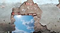 Easter 2 – Tearing Down the Walls